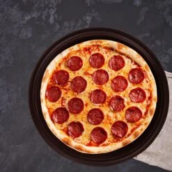 Pizzablech - 40 Cm Durchmesser 11 Pizzablech - 40 Cm Durchmesser -Beste Küchengeräte Geschäfte PBTP40 room 3 0e38